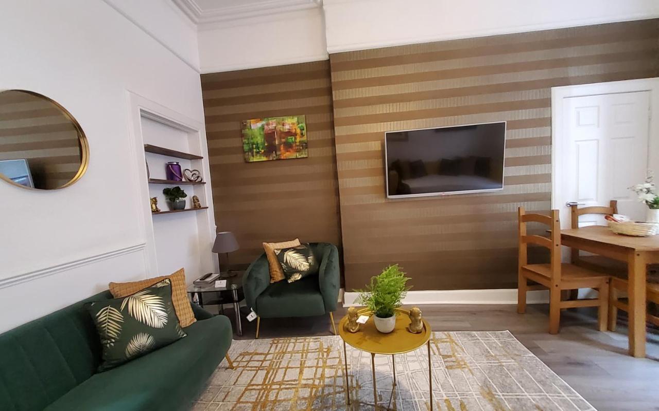 Leith Spectacular Apartment By Sensational Stay Short Lets & Serviced Accommodation With 6 Separate Beds & 2 Baths Edinburg Exteriör bild