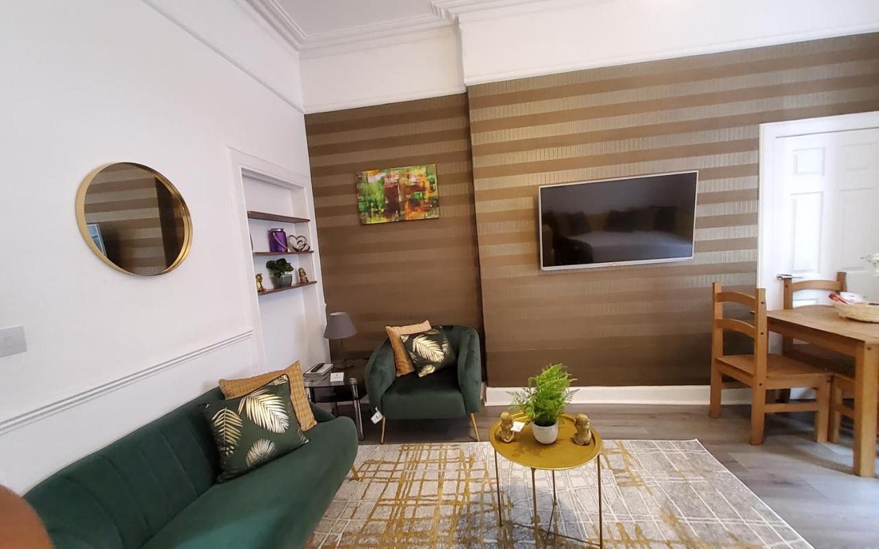 Leith Spectacular Apartment By Sensational Stay Short Lets & Serviced Accommodation With 6 Separate Beds & 2 Baths Edinburg Exteriör bild