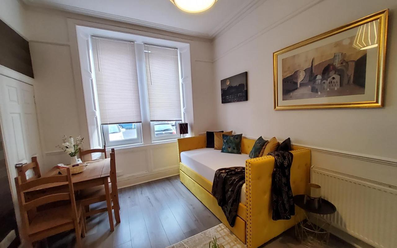 Leith Spectacular Apartment By Sensational Stay Short Lets & Serviced Accommodation With 6 Separate Beds & 2 Baths Edinburg Exteriör bild