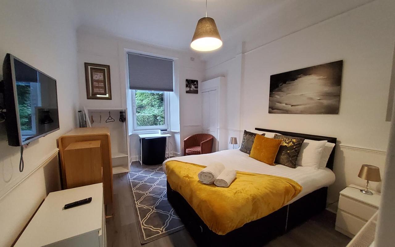 Leith Spectacular Apartment By Sensational Stay Short Lets & Serviced Accommodation With 6 Separate Beds & 2 Baths Edinburg Exteriör bild