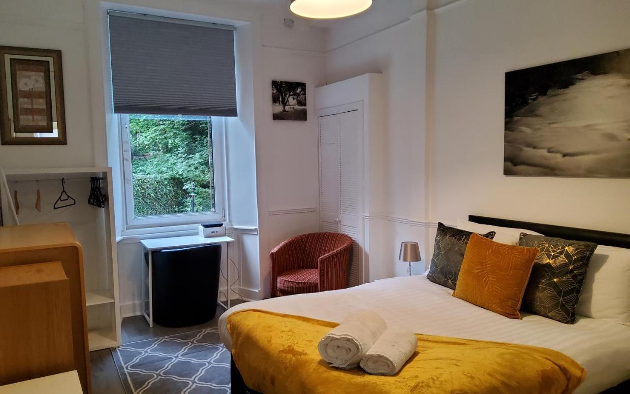 Leith Spectacular Apartment By Sensational Stay Short Lets & Serviced Accommodation With 6 Separate Beds & 2 Baths Edinburg Exteriör bild